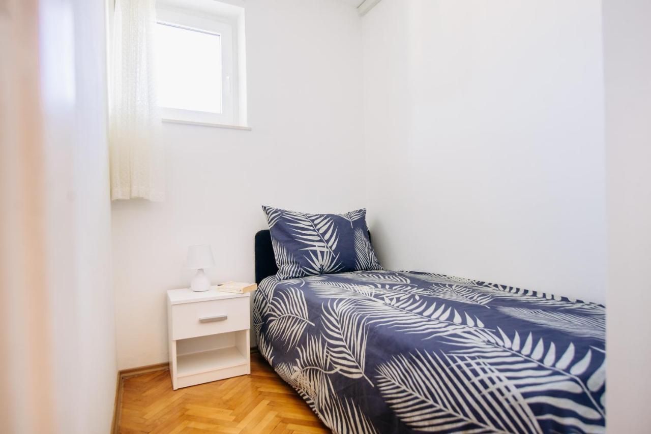Sunnynest Apartment - 3Br Apt With Free Parking & Wi-Fi, Close To Lapad Bay Beach Dubrovnik Exterior foto